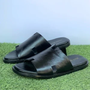 Black Classic Open-Toe Leather Slippers - S002