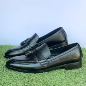 Classic Black Leather Tassel Loafers with Red Sole - L005